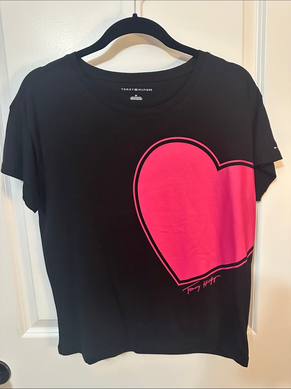 Tommy Hilfiger heart tshirt
